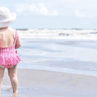 10 Tips to a Successful Day at the Beach with Baby